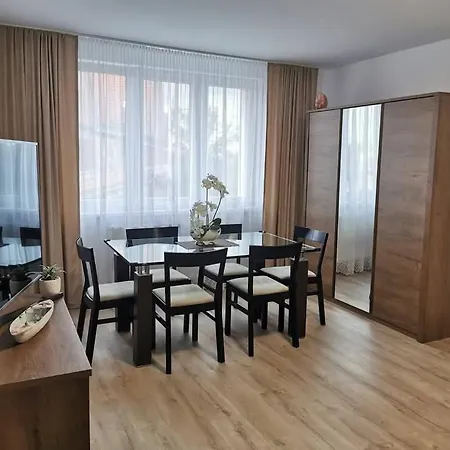 Mieszkanie 3 Pokojowe Ul Drzymaly 公寓 科沃布热格